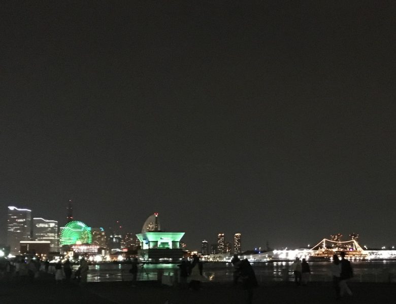 恩田陸『夜のピクニック』——静かな夜に揺れ動く、青春の断片